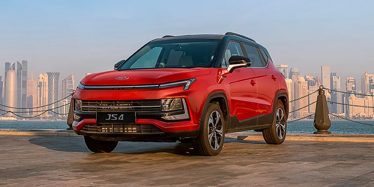 JS4, moder suv cars in qatar from JAC motors, by Mannai Corporation, red car in qatar